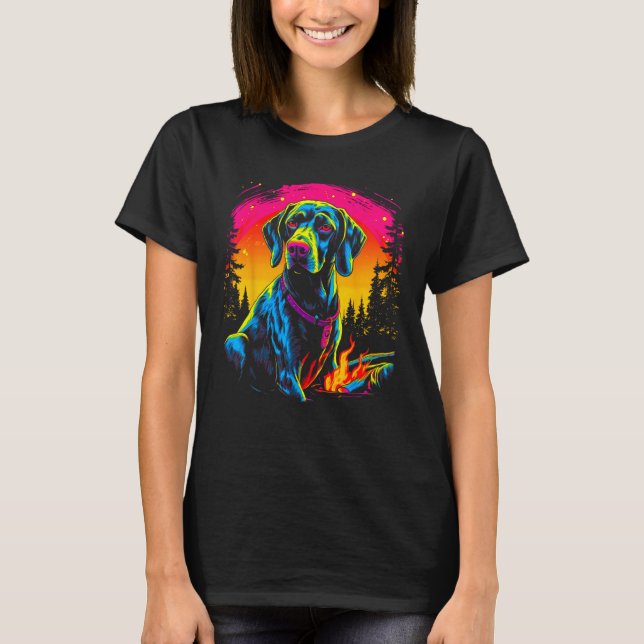 Dog German Shorthaired Pointer Camping T Shirt (Framsida)