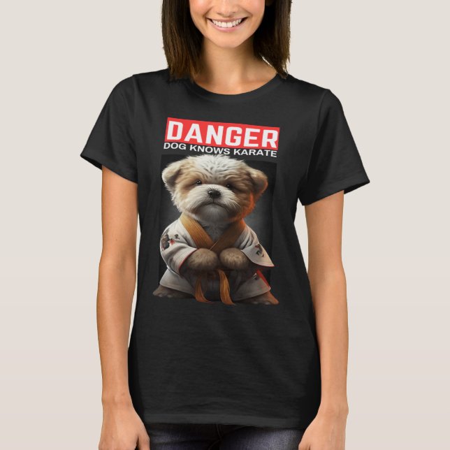 Dog Knows Karate T Shirt (Framsida)