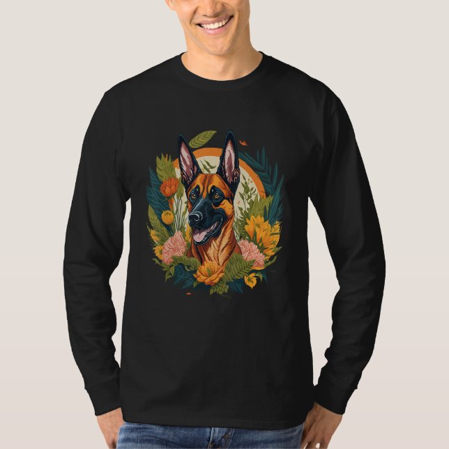 Dog Lover Smiling Belgian Malinois Dog Flowers Flo T Shirt (Framsida)