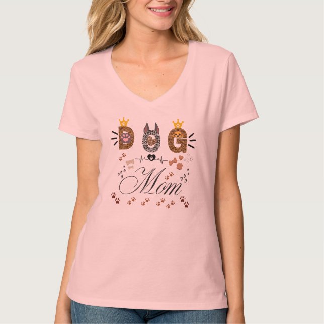 Dog Mom Leopard Print Paw Design/Leopard Dog Mom T Shirt (Framsida)
