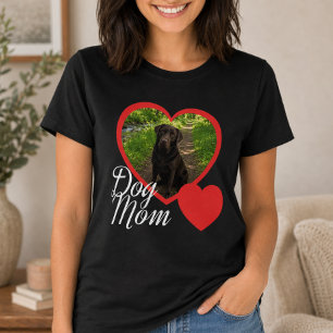 Dog Mom Skrift Rött Hjärta Foto Svart T Shirt