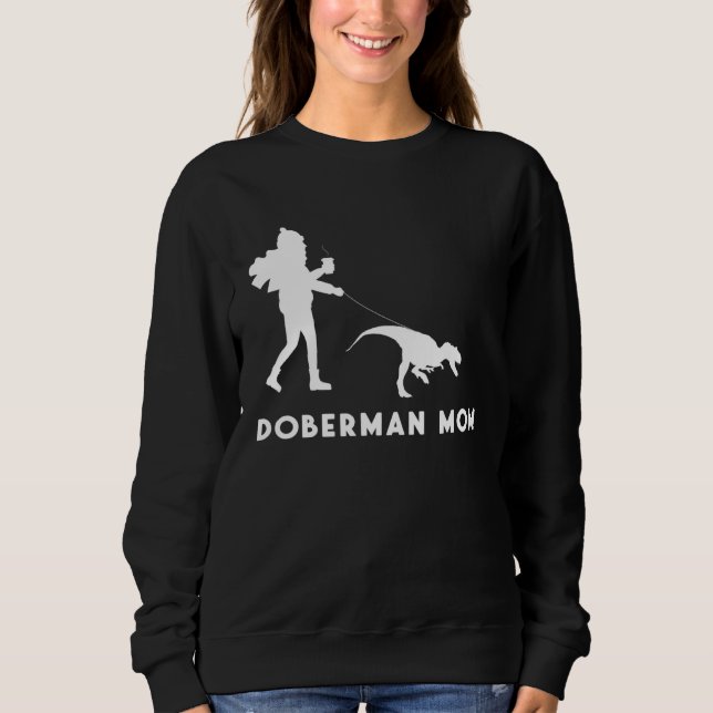 Dog Owner Quote Mother of a Doberman Mom T Shirt (Framsida)