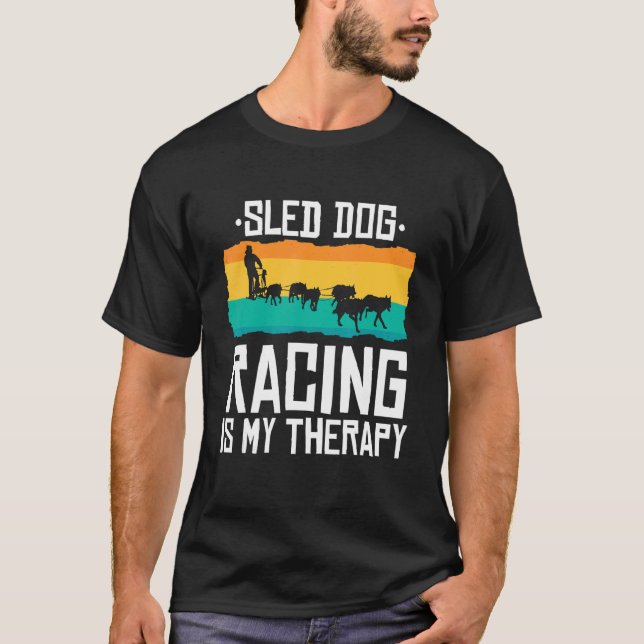 Dog Sledding  Mushing_3 T Shirt (Framsida)