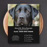 Dog Walker Pet Sitter Anpassningsbar Photo Black F<br><div class="desc">En elegant och minimalistisk svart flygare med ett foto av ett sött svart labrador,  perfekt för hundpromenader och barnvakt,  Hund Behavior Educator,  groomer. Du kan byta ut fotot mot din egen logotyp! På baksidan finns det en hund mönster!</div>