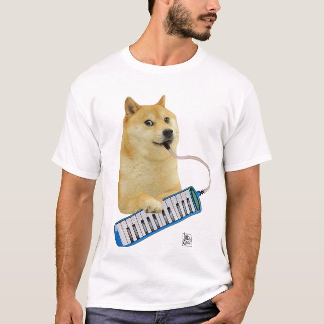 Doge Spela Melodica T Shirt (Framsida)