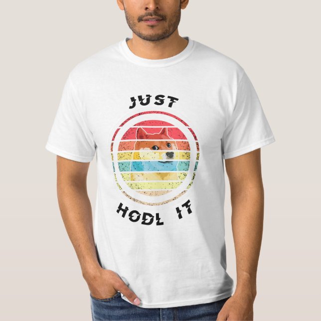 Dogecoin Just Hodl It Retro Design T Shirt (Framsida)