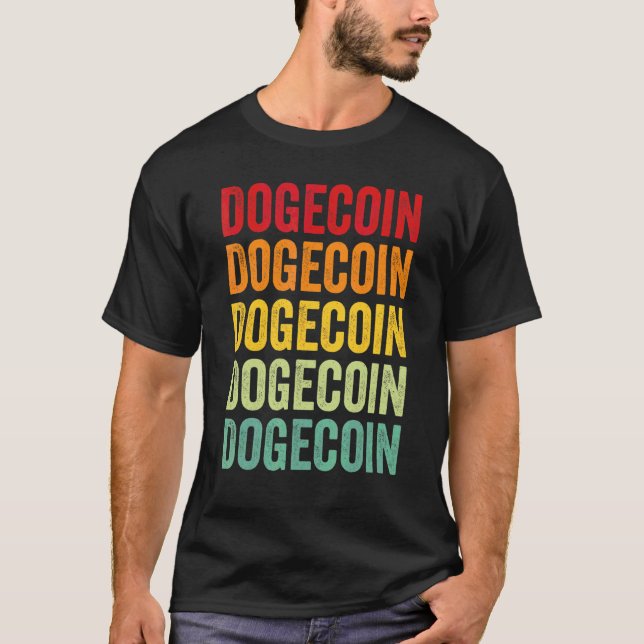 Dogecoin Krypto Regnbåge Text Design T Shirt (Framsida)