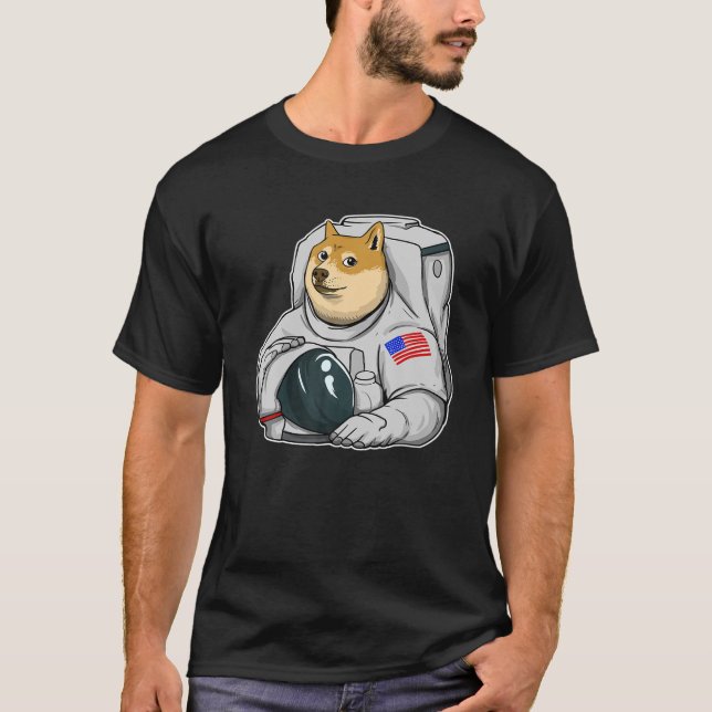 Dogecoin Måne Astronaut Cryptocurrency Shiba Inu M T Shirt (Framsida)