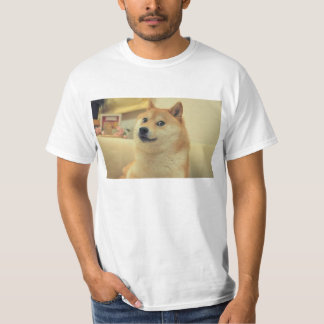 Dogen mycket önskar, överraskar tee shirt