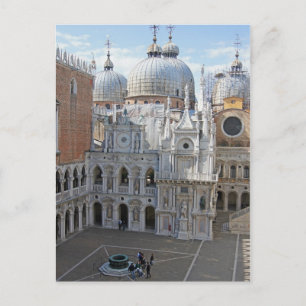 Doges Palace Courtyard Vykort