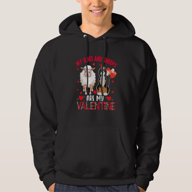 Dogs And Sheeps Are My Valentine Bernedoodle With  Hoodie (Framsida)