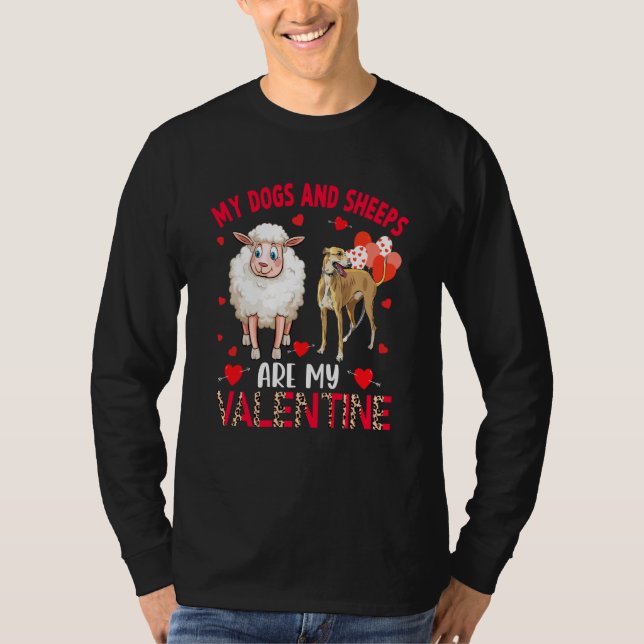 Dogs And Sheeps Are My Valentine Whippet With Shee T Shirt (Framsida)