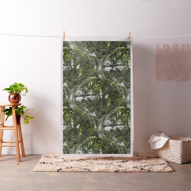 Dogwood Bubbles.... Tyg (In Situ)