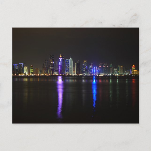 Doharundans Skyline, Qatar på nattvykort Vykort (Framsida)