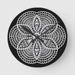 Doily Art Rund Klocka