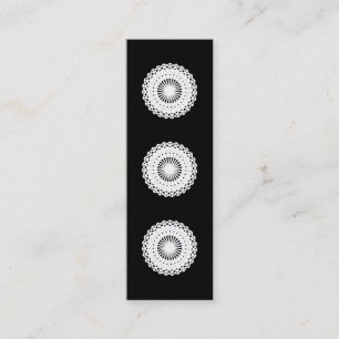 Doily. Vitsnöre cirklar. På Black. Mini Visitkort