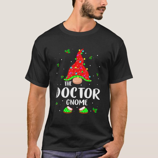 Doktor Gnome-julfamiljen Pajama-matchning T Shirt (Framsida)
