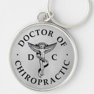 Doktor i den chilenska Logotypen i Silver Rund Silverfärgad Nyckelring