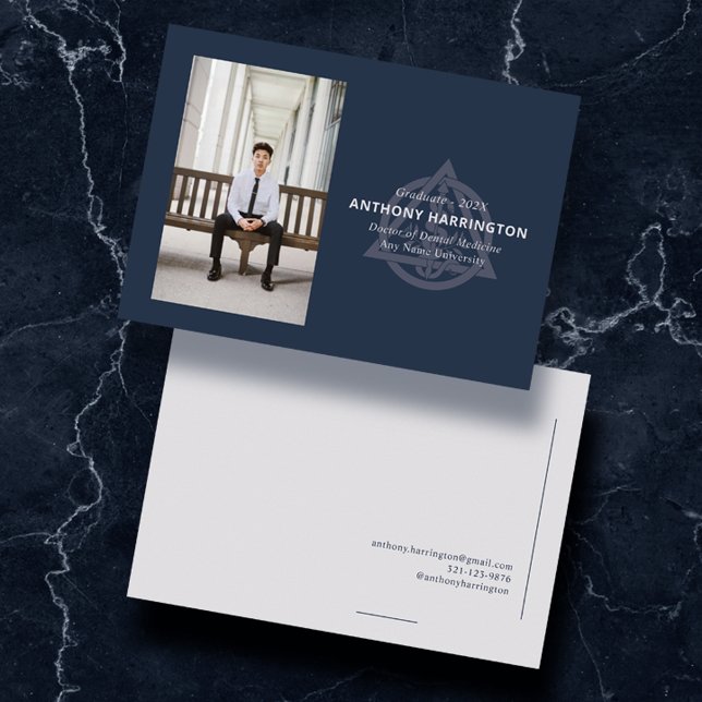 Doktor i Denistry Navy Blue Announcement Meddelande (Skapare uppladdad)