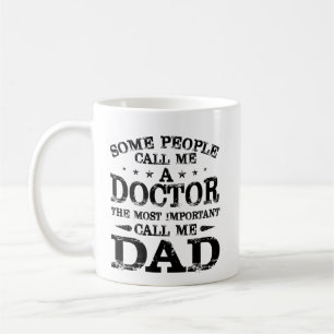 Doktor Pappa några kallar mig Doktor Kaffemugg