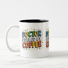 doktor som drivs av kaffe mugg
