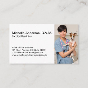 Doktor vid Veterinär Holding Hund Visitkort