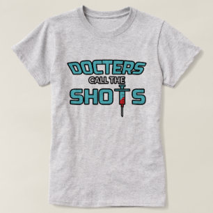 Doktorappell shotsna - rolig kvinnlig doktor T-Shi T Shirt