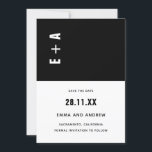 Dold Black and White Minimalist Initialer Bröllop  Inbjudningar<br><div class="desc">Kan anpassas helt efter dina behov i kostym. © Gorjo Designs. Gade åt dig via Zazzle-plattformen. // Behöver du hjälp med att anpassa din design? Har andra idéer? Kontakta mig gärna (Zoe) direkt via kontaktknappen nedan.</div>