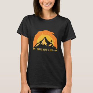 Dölj aldrig Ensam Hundägare Hund Hiking T Shirt