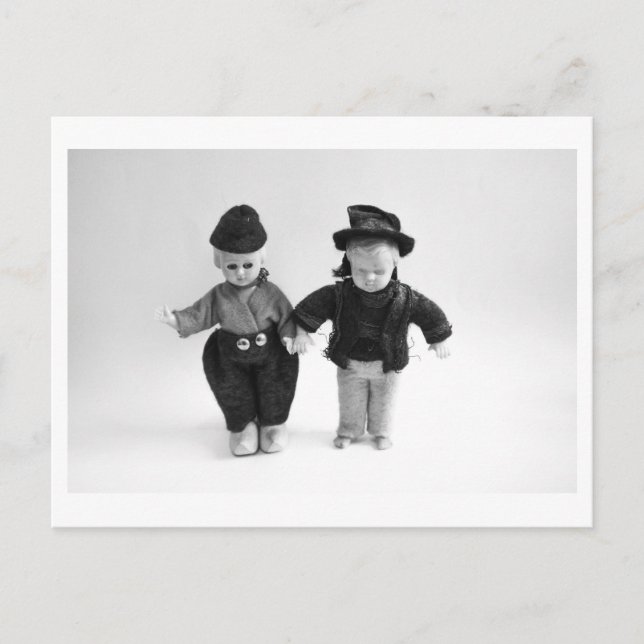 Doll Portrait - Jumping dolls Vykort (Framsida)