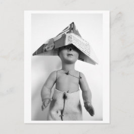 Doll with paper hat - Jack Vykort