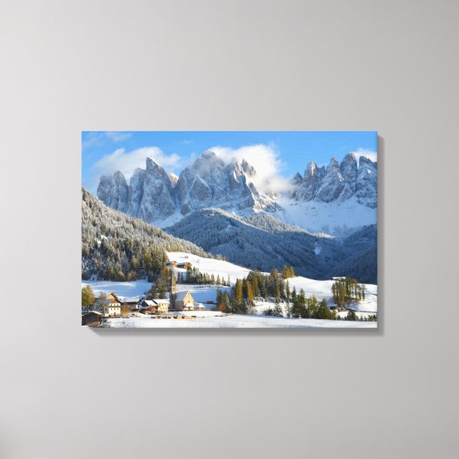 Dolomiter by i vinter canvastryck (Framsida)