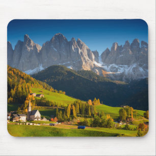 Dolomitesby i nedgångmousepad musmatta