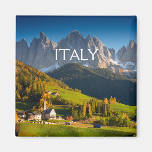 Dolomitesbyn i nedgång kvadrerar textmagneten magnet