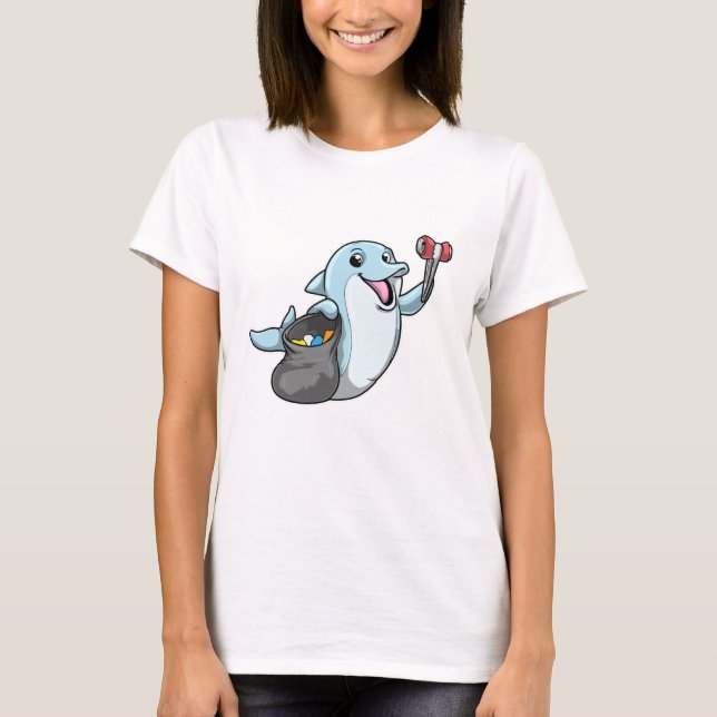 Dolphin as Cleaner med Sopor-påse T Shirt (Framsida)