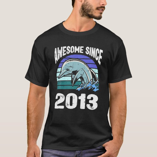 Dolphin Awesome Since 2013 9Th Birthday 9 Years Ol T Shirt (Framsida)