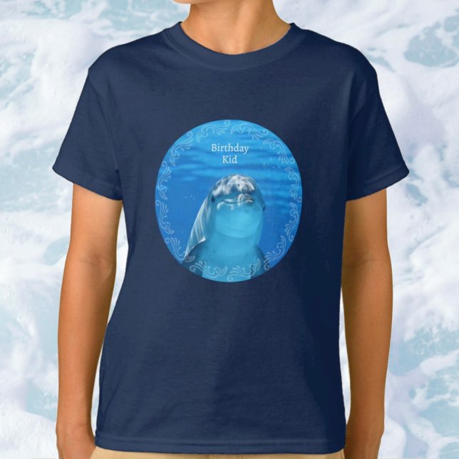 Dolphin Blue Ocean Födelsedagsfest Boys eller Girl T Shirt (Dolphin Blue Ocean Birthday T-Shirt for the Birthday Boy or Girl. Template for name or other text.)