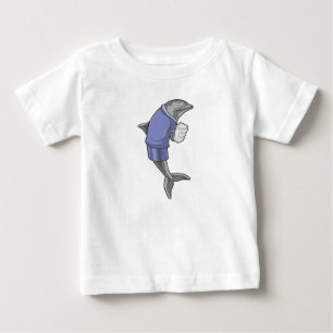 Dolphin som sekreterare med pappra stapeln t shirt