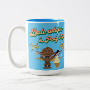 Dolpiskor och kaffe av polynesiskt resor mugg