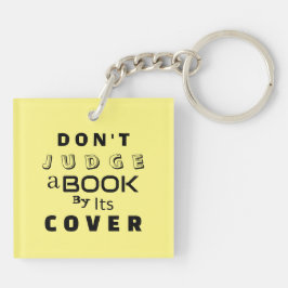 "Doma inte Bok vid dess hölje" Ljusets Gult