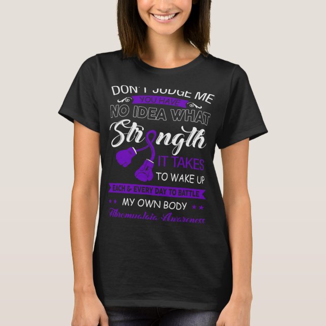 Doma mig inte nej - Lila Ribbon Fibromyalgia Awa T Shirt (Framsida)