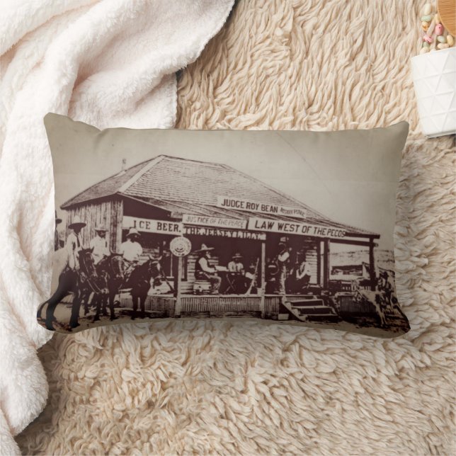 Domare Roy Bean's Domstol Saloon Langtry Texas Lumbarkudde (Filt)