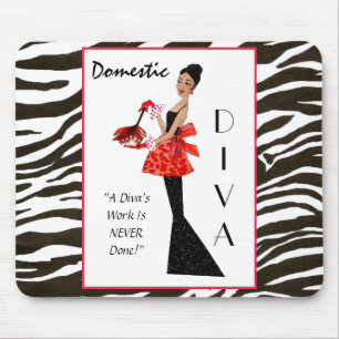 "Domestic Diva" - Ett Divas arbete är aldrig gjort Musmatta