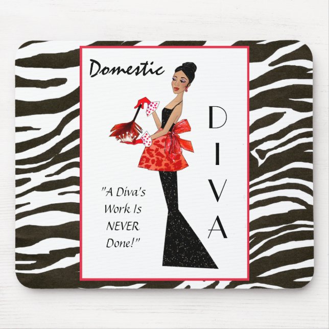 "Domestic Diva" - Ett Divas arbete är aldrig gjort Musmatta (Framsidan)