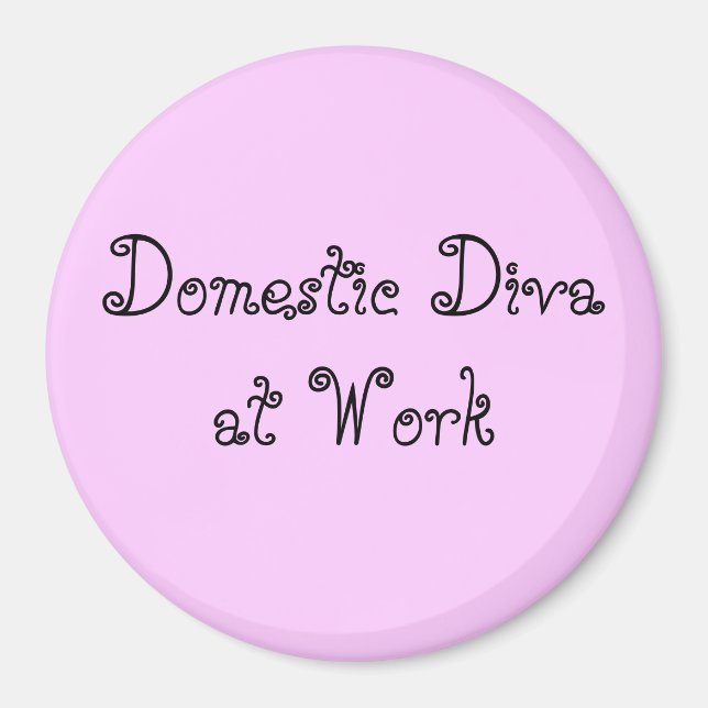Domestic Diva på arbetet Magnet (Framsidan)