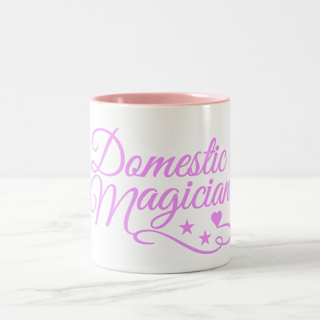 Domestic Magician mugg - välj stil, färg (Center)
