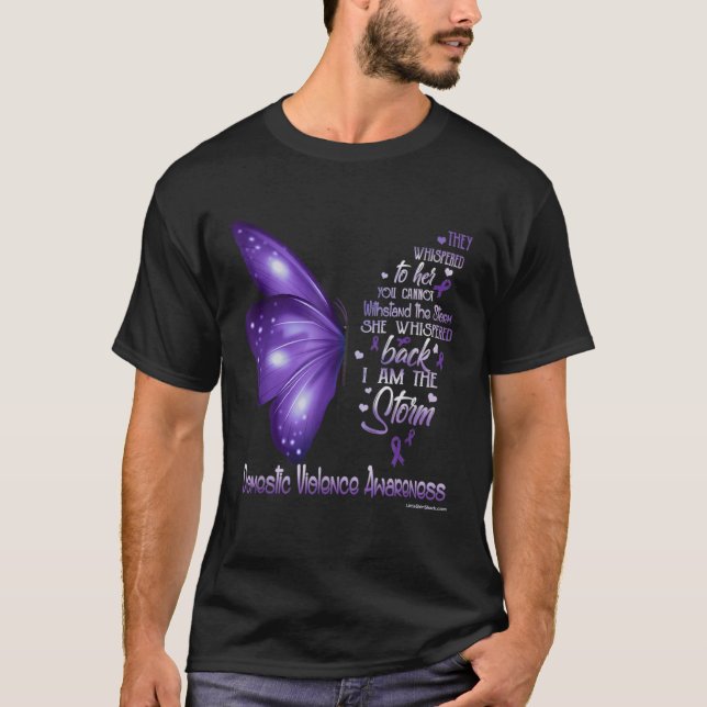 Domestic Violence Awareness I am the storm T Shirt (Framsida)