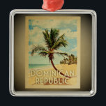 Dominikanska republiken Vintage resor Ornament<br><div class="desc">En coola vintage Dominikanska republiken i stil,  där ett handflatan träd ligger på en sandstrand med blå himmel och hav.</div>
