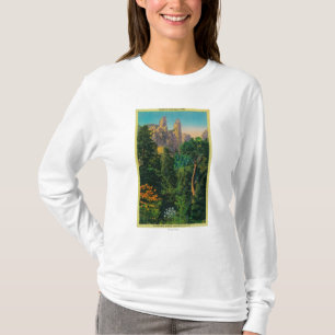 DomkyrkaSpires och Yosemite dal T-shirt