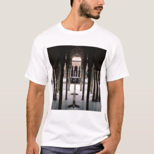 Domstol av lejon som börjas under regeringstid av t-shirt